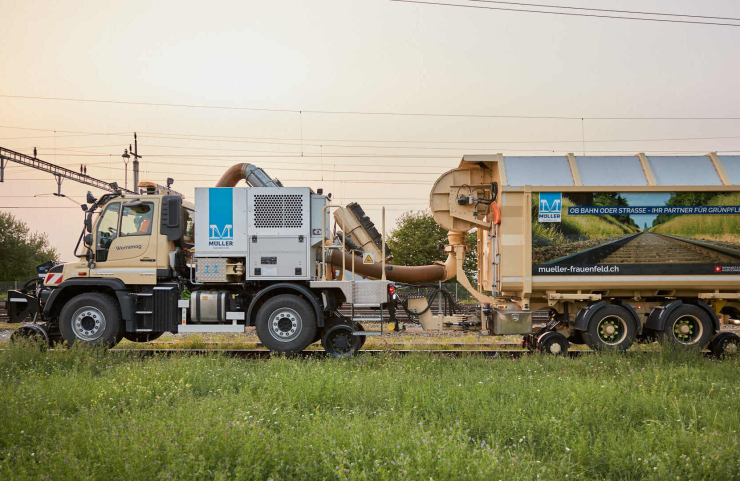 Unimog rail-route pour des utilisations individuelles, également transformable