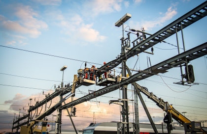 Chefmonteur/Sachverstän- diger Fahrleitung mit Entwick- lungsmöglichkeiten (m/w)